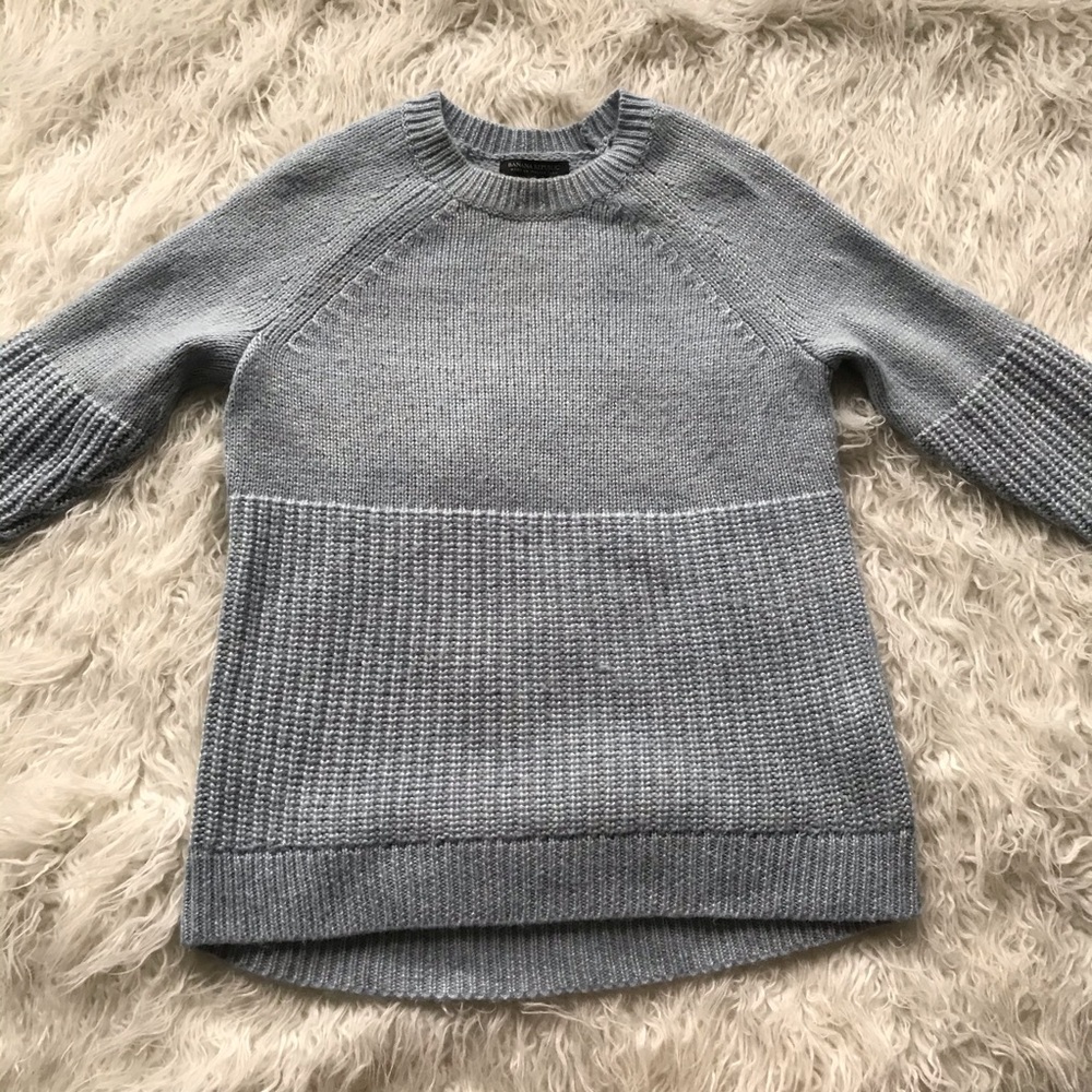 BANANA REPUBLIC BLUE ITALIAN YARN‎ HIGH LOW SWEATER